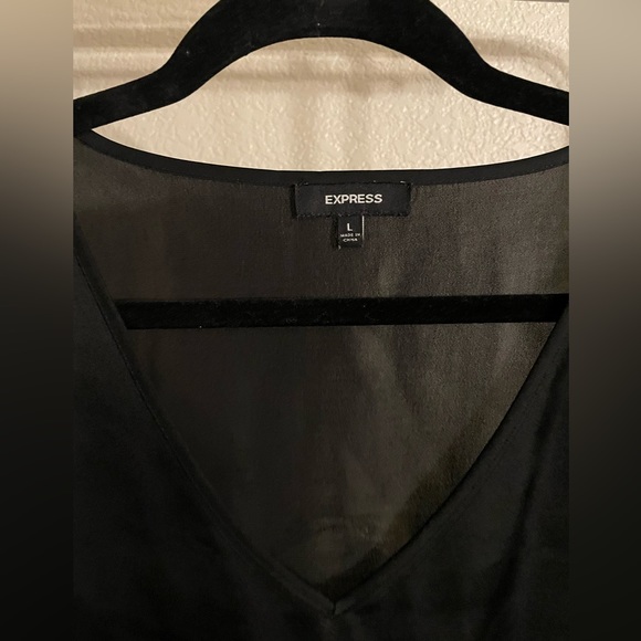 Express Silk Top Size Large - Picture 3 of 3